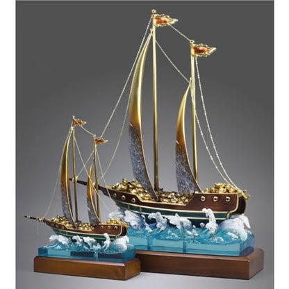 AFGFGHES Statue Kreative Kupferboot-Ornamente for Zuhause, Wohnzimmer, Büro, Schreibtischdekoration, Kunsthandwerk, handgefertigte Statuen Messingfigur(S)